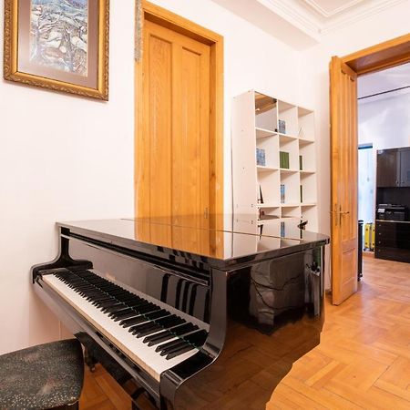 Center 4 You Hotel Tbilisi Eksteriør billede