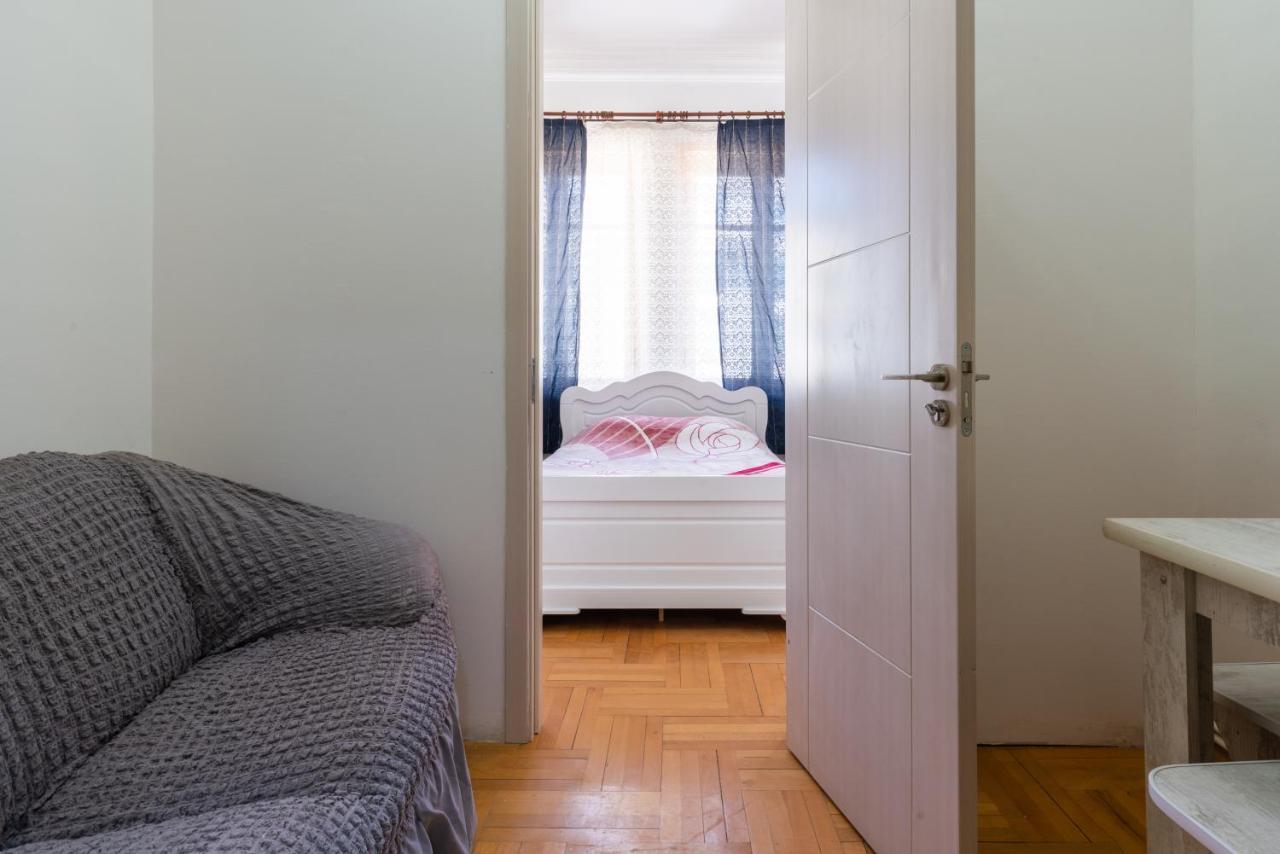 Center 4 You Hotel Tbilisi Eksteriør billede