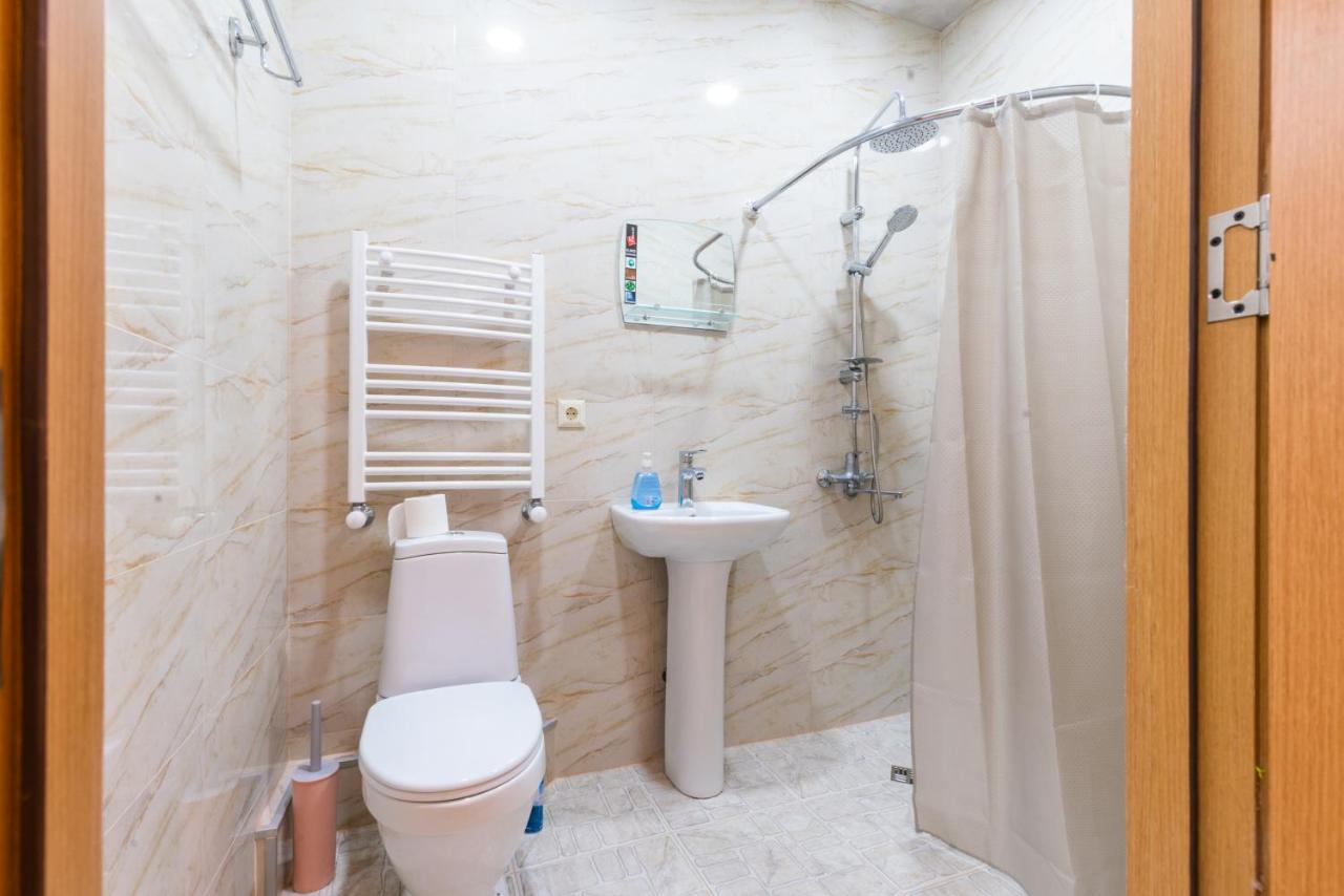 Center 4 You Hotel Tbilisi Eksteriør billede