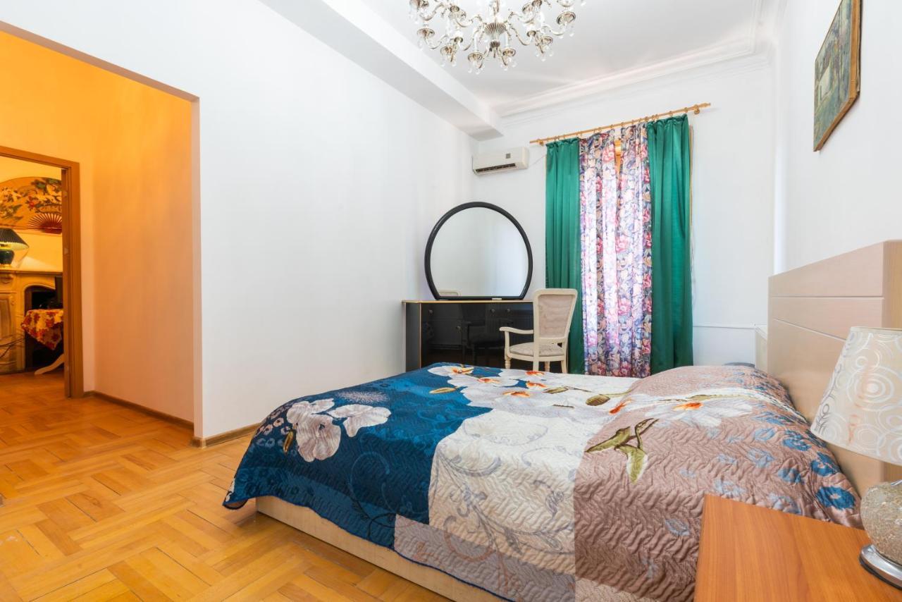 Center 4 You Hotel Tbilisi Eksteriør billede