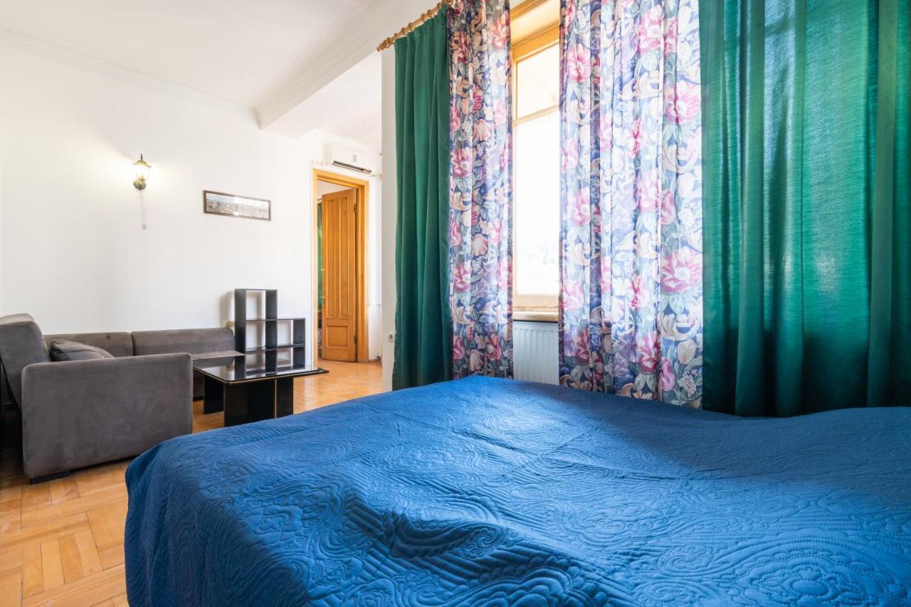 Center 4 You Hotel Tbilisi Eksteriør billede