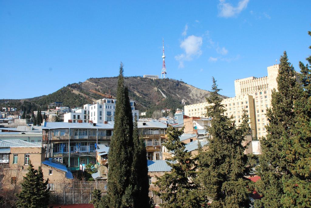 Center 4 You Hotel Tbilisi Eksteriør billede